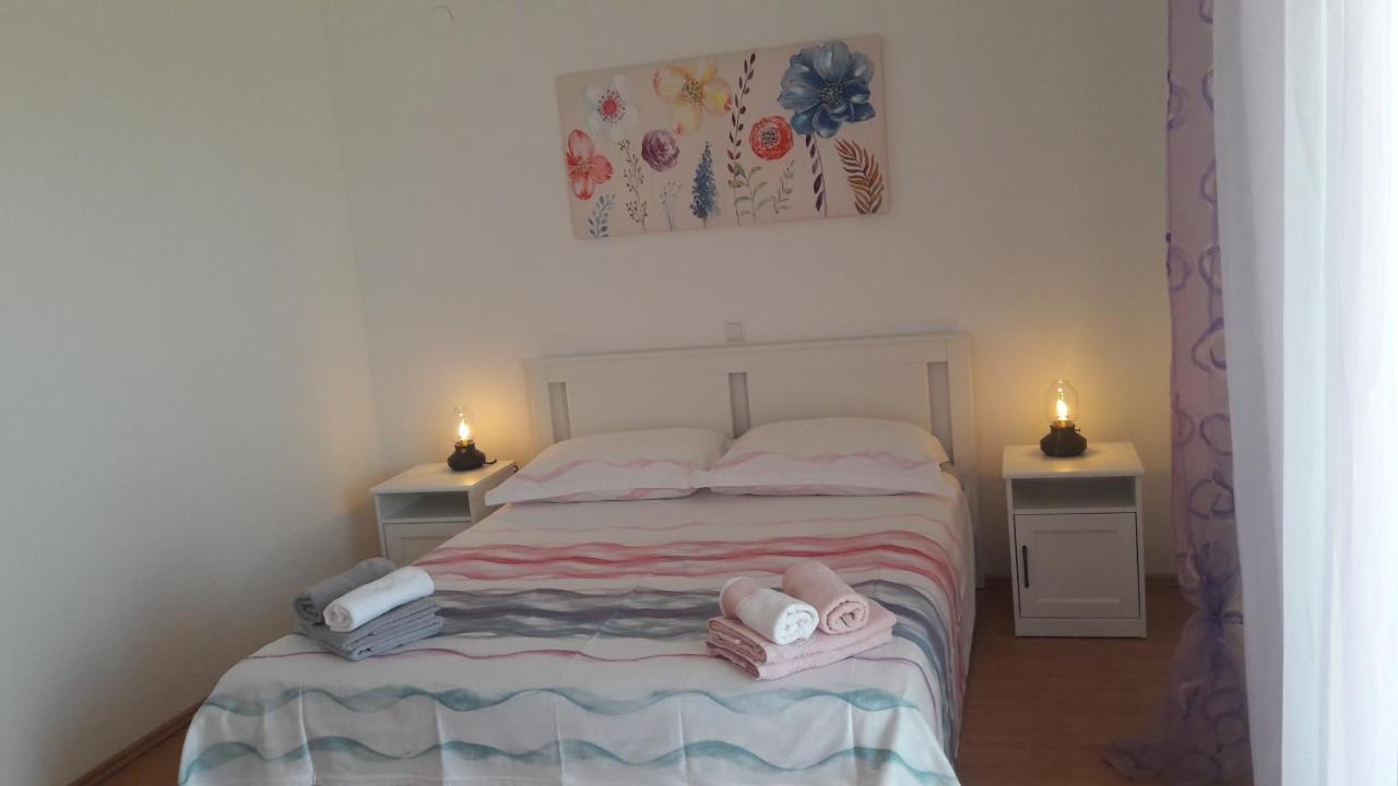 Apartman Barbat-Za Cijelu Obitelj Barbat na Rabu Bagian luar foto